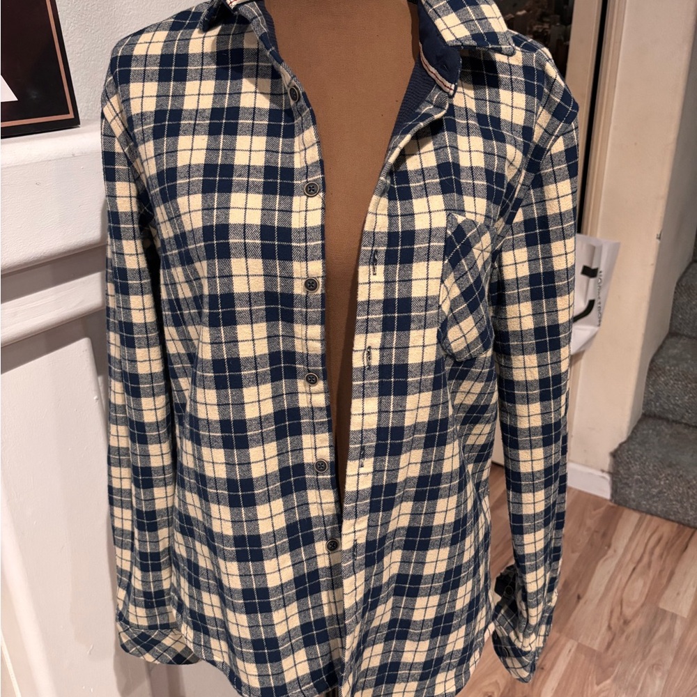 Nomad Blue and Cream Plaid Casual Button Down Shirt